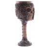 Gotycki puchar do wina w kształcie czaszki w hełmie